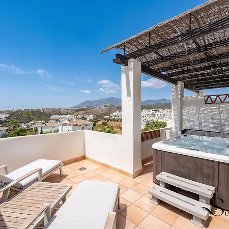 Lejlighed Duplex With Bbq & Jacuzzi Estepona